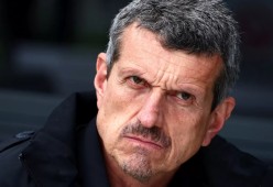 沙巴体育-欧篮联赛程吃紧，底特律活塞关键时刻主帅复盘，质疑声仍在，赛季目标并未改变(哈兰德一场进9球)